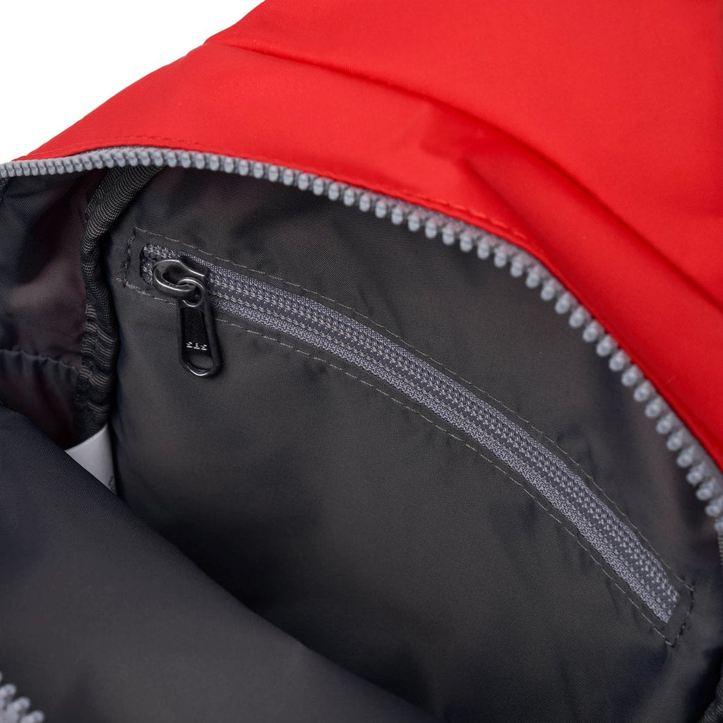 Willesden Sling Bag in Chilli Oil