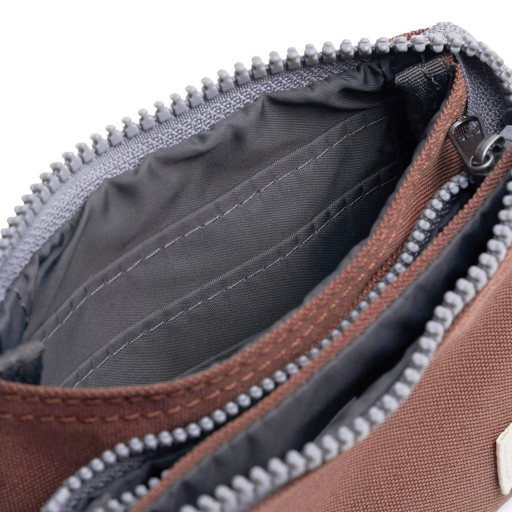 Carnaby Wallet in Coco