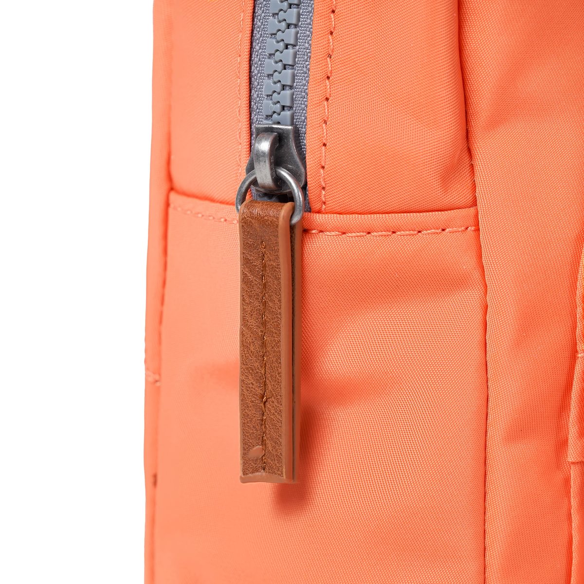 Willesden Sling Bag in Firecracker