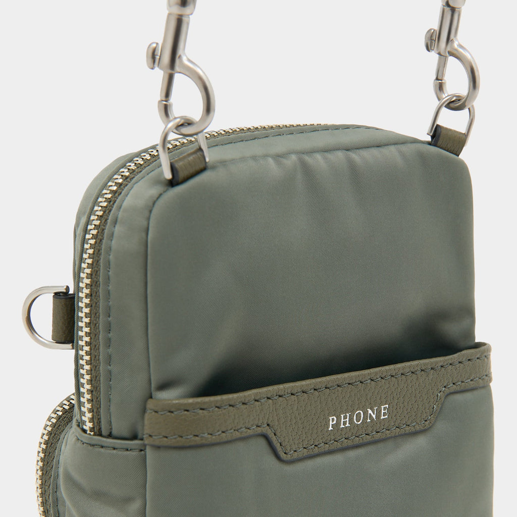 Peanuts Snoopy Essentials Cross-body