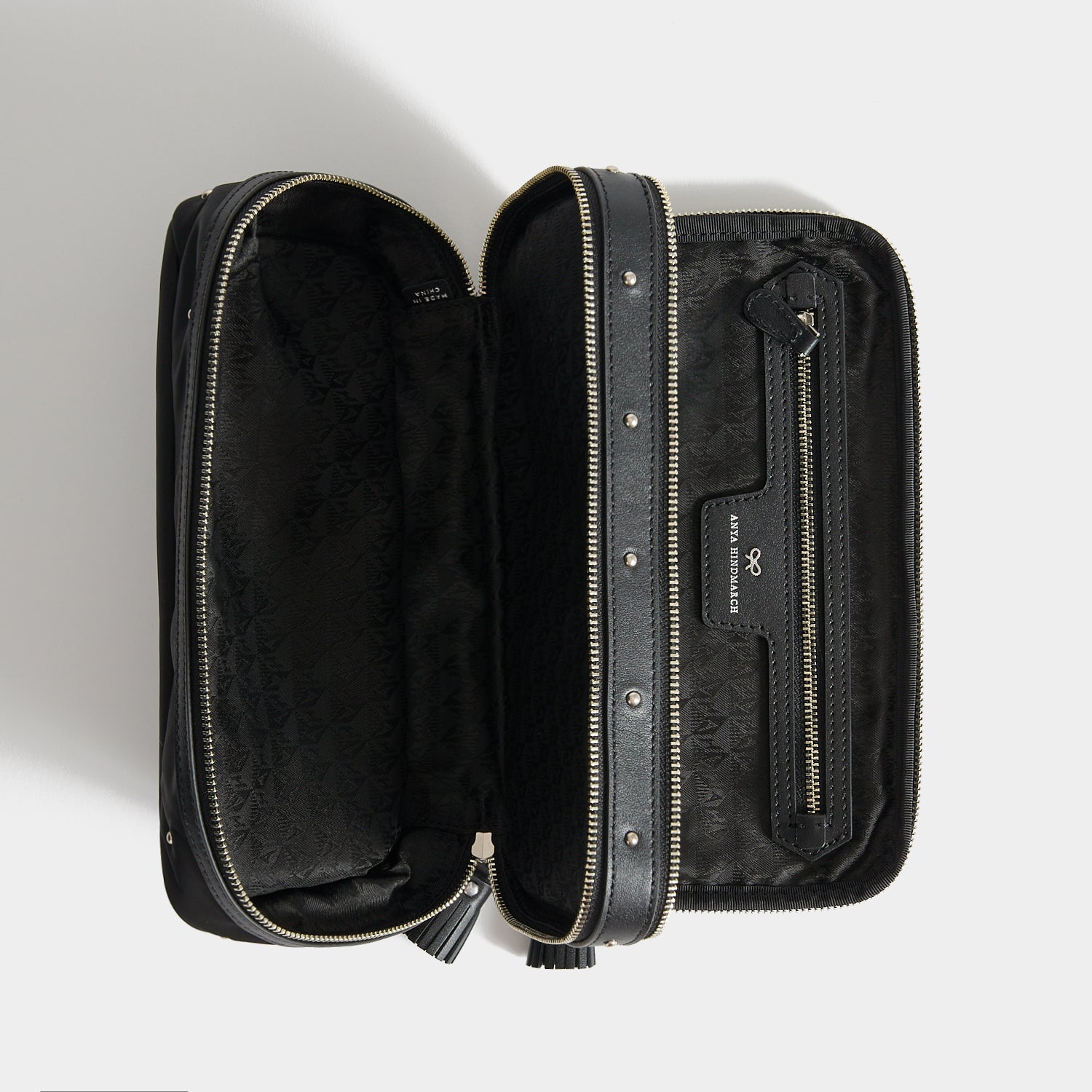 Studs Large Make-Up Pouch