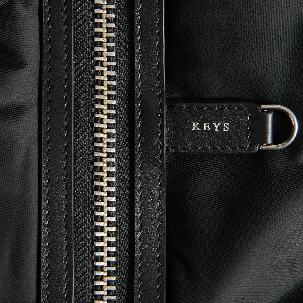 Studs In-Flight Maxi Travel Bag
