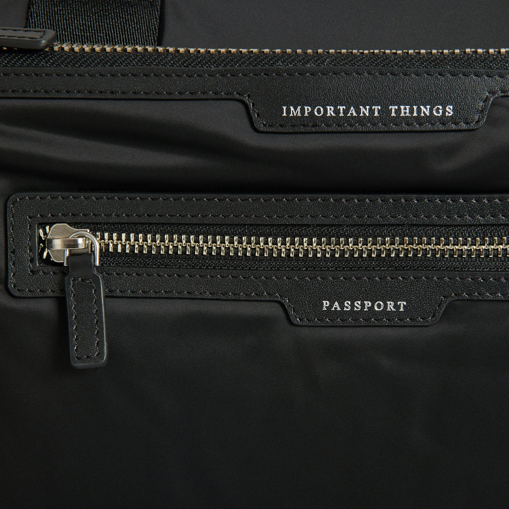 Studs In-Flight Maxi Travel Bag