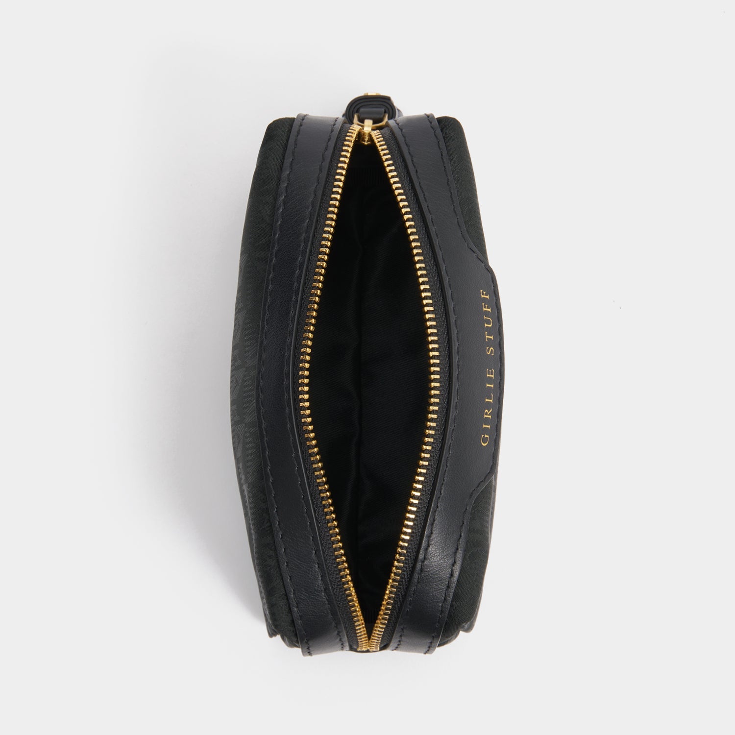 Logo Girlie Stuff Pouch