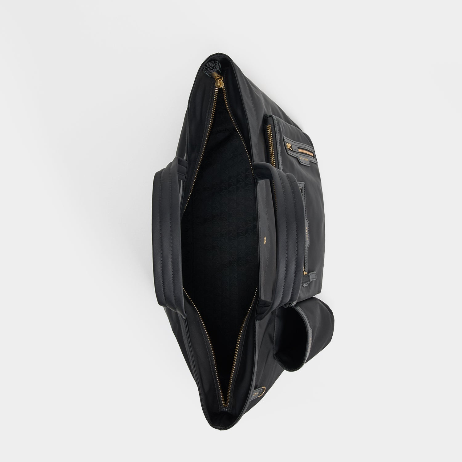 E/W Multi Pocket Tote