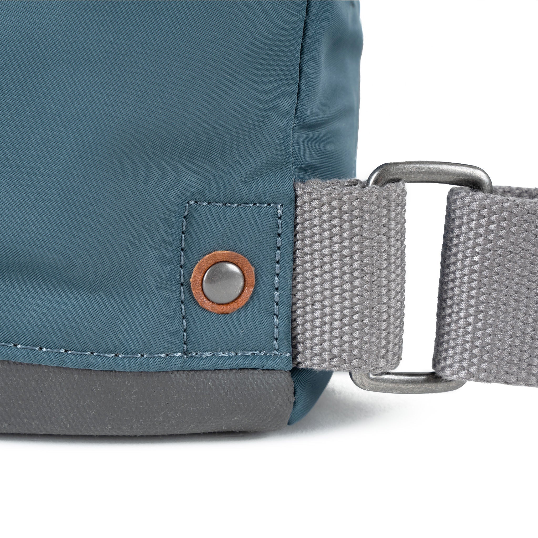 Bantry Backpack in Airforce