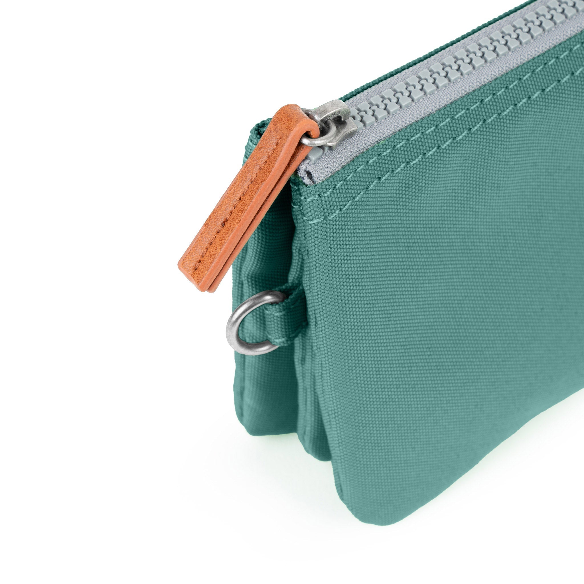 Carnaby Wallet in Sage With Strap