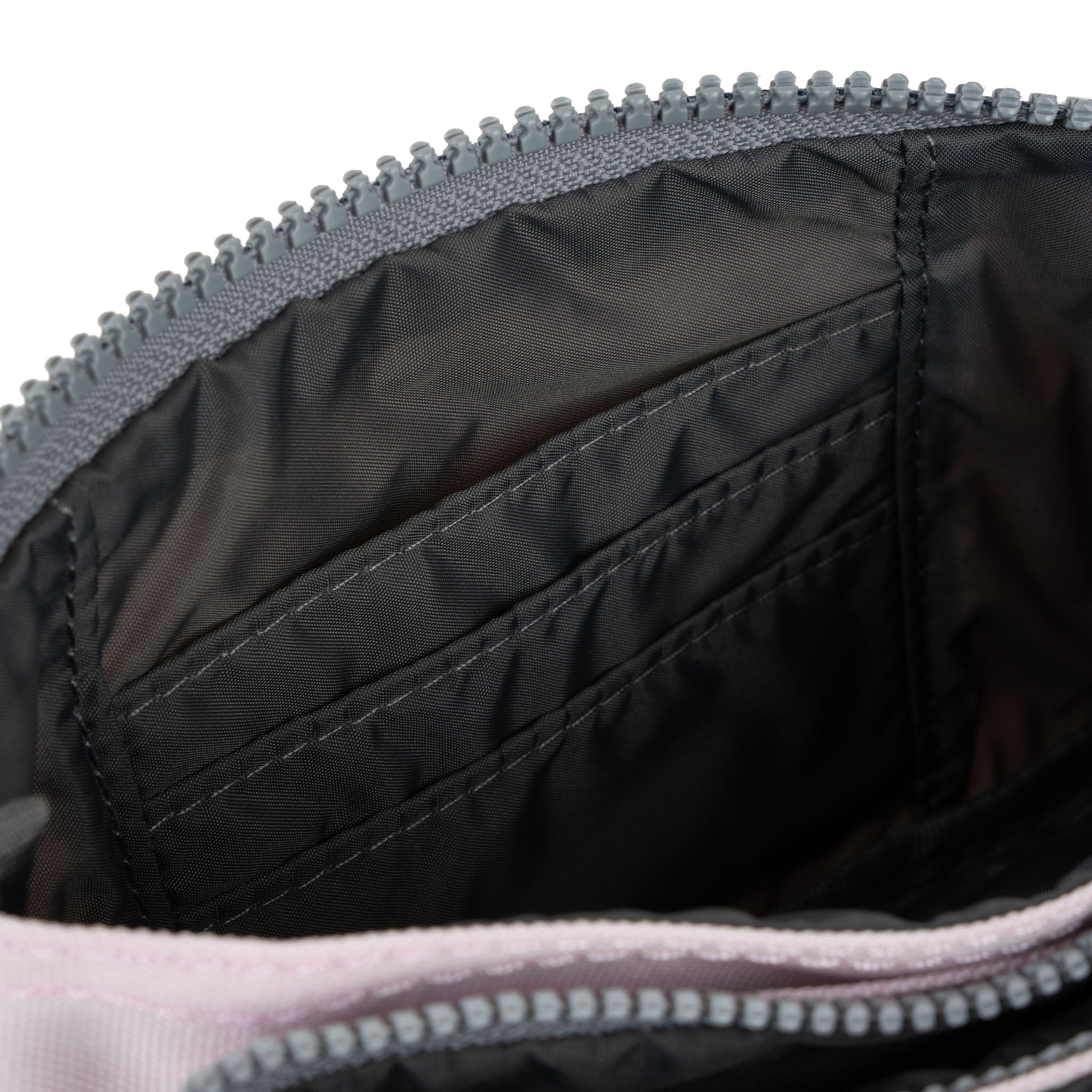 Carnaby Wallet in Transcendent Pink