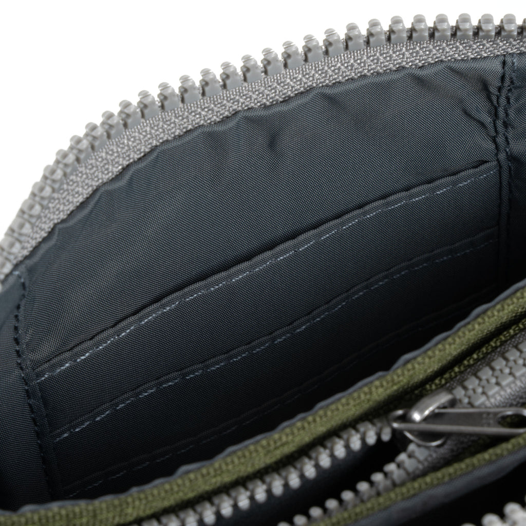 Carnaby Wallet in Moss