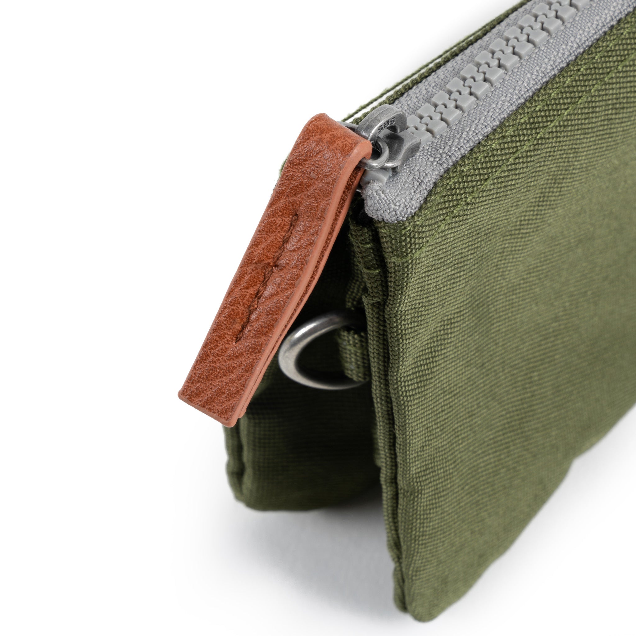 Carnaby Wallet in Moss