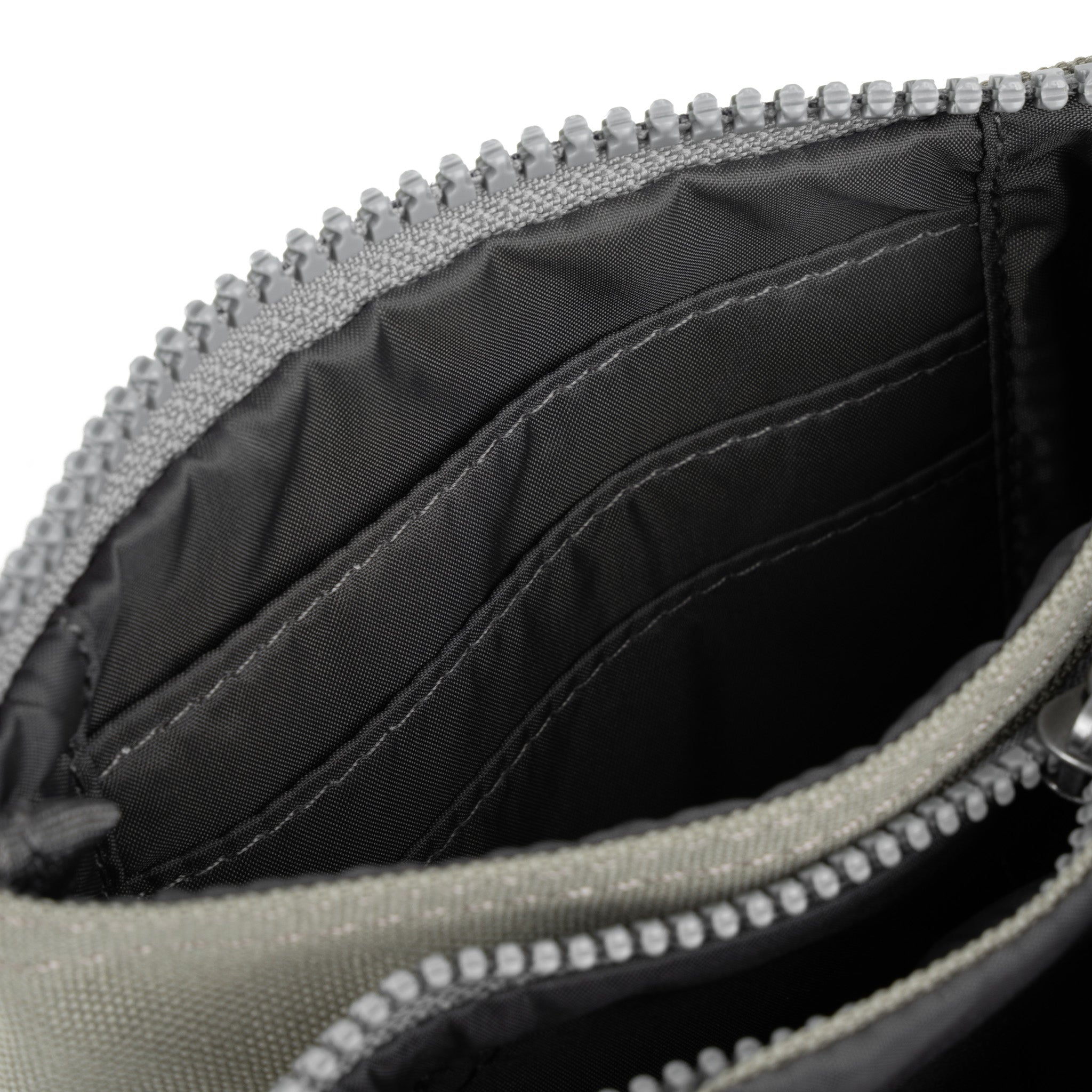 Carnaby Wallet in Coriander