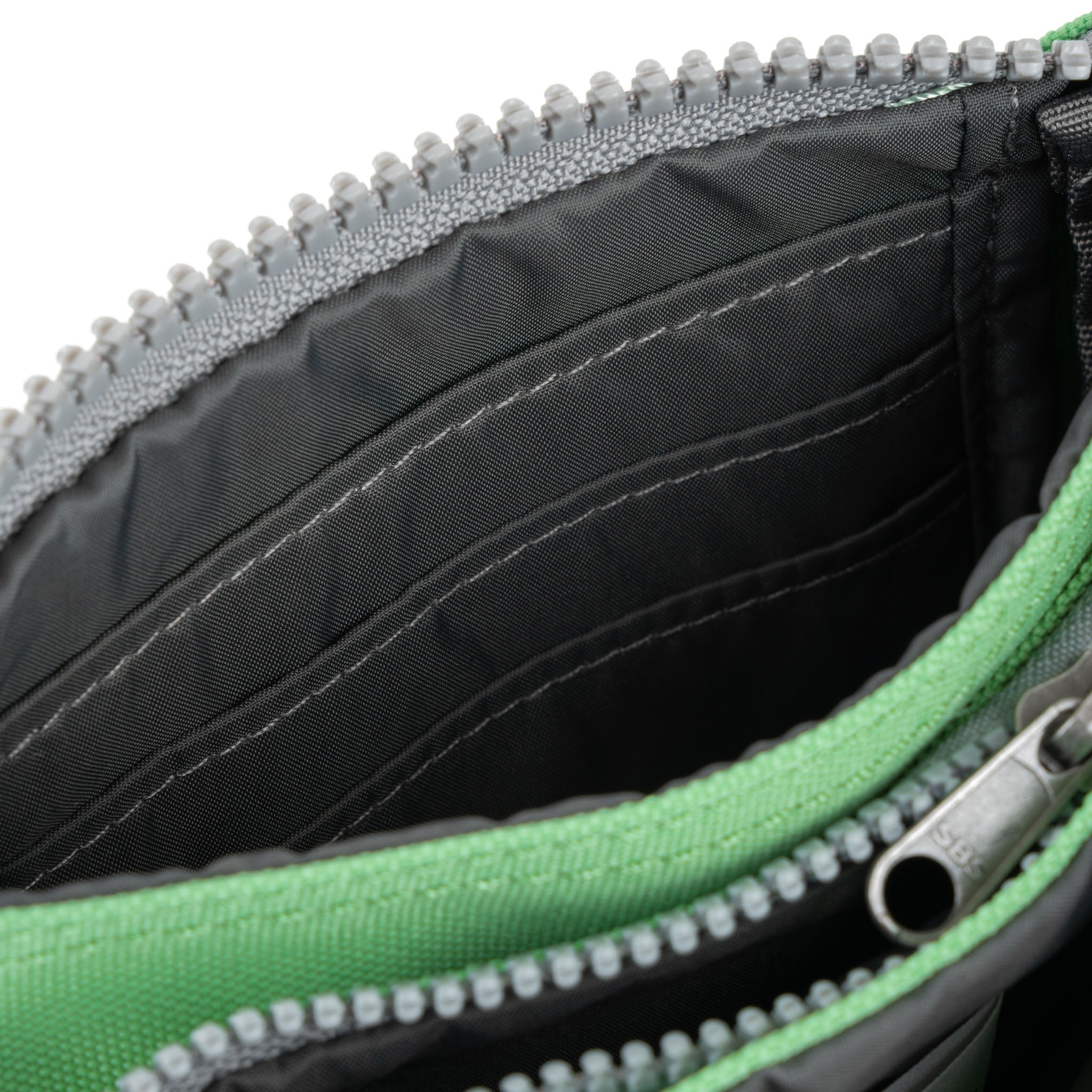 Carnaby Wallet in Peppermint