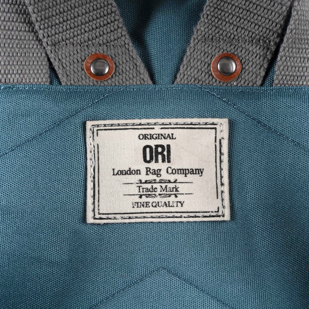 Finchley Backpack in Airforce