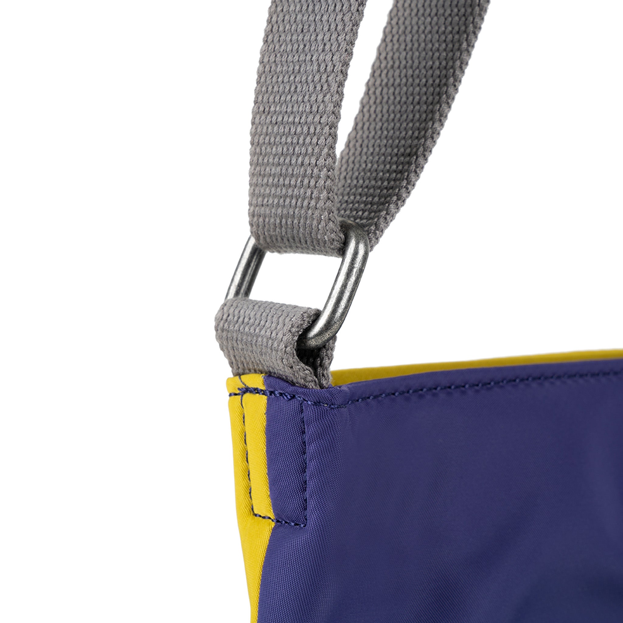 Creative Waste Kennington Crossbody in Edition 3