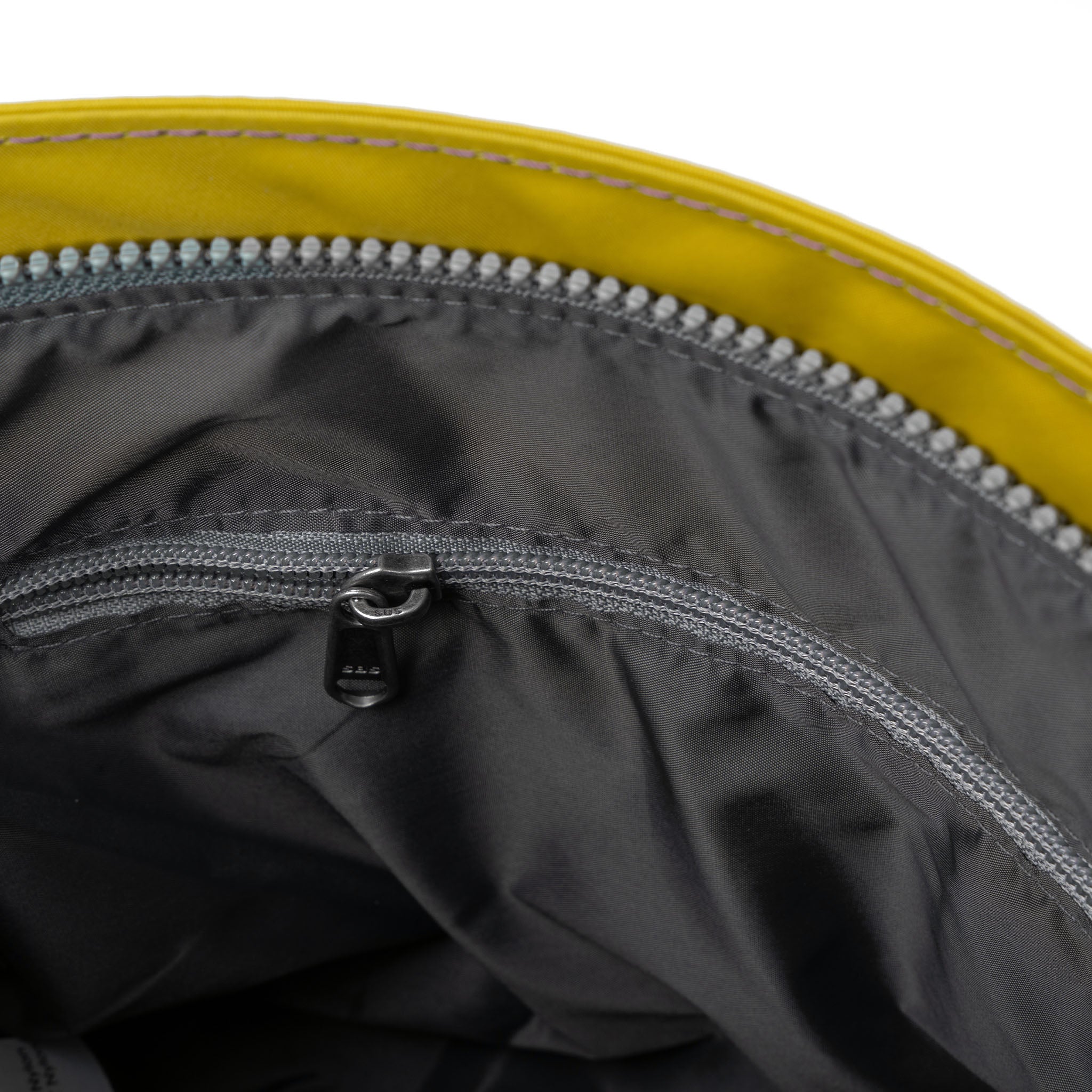 Creative Waste Kennington Crossbody in Edition 3