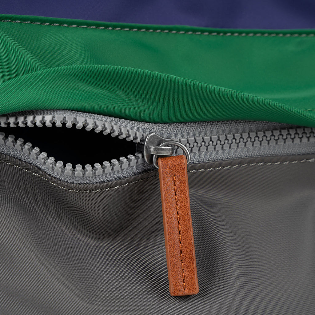 Creative Waste Kennington Crossbody in Edition 3