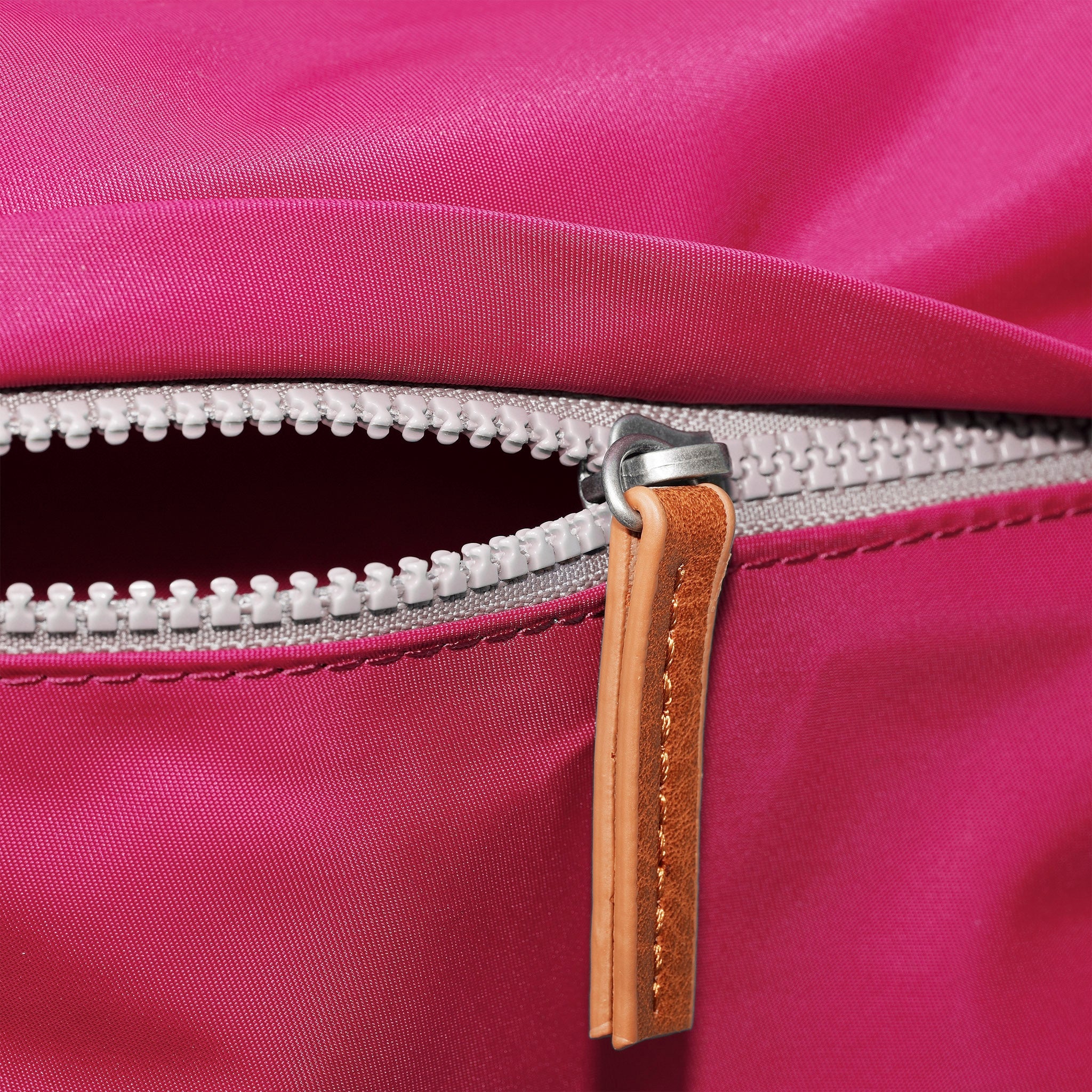 Kennington Crossbody in Sparkling Cosmo