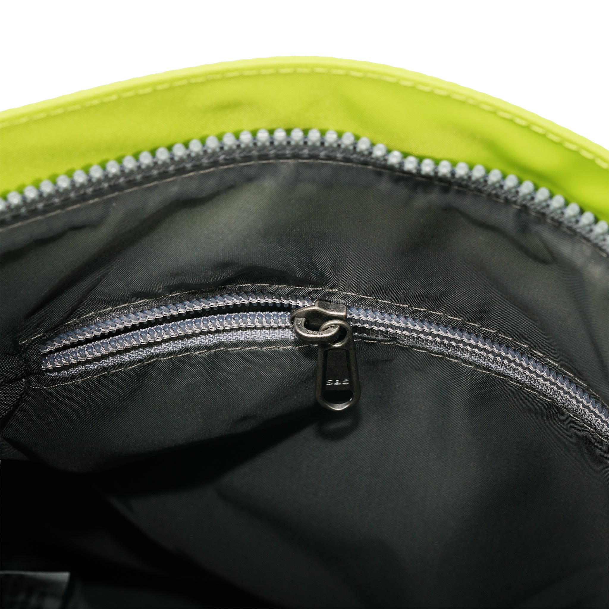 Creative Waste Kennington Crossbody in Seaport/Lime