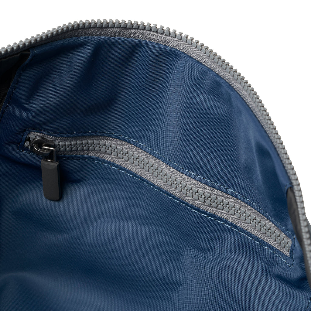 Luton Duffel in Pacific