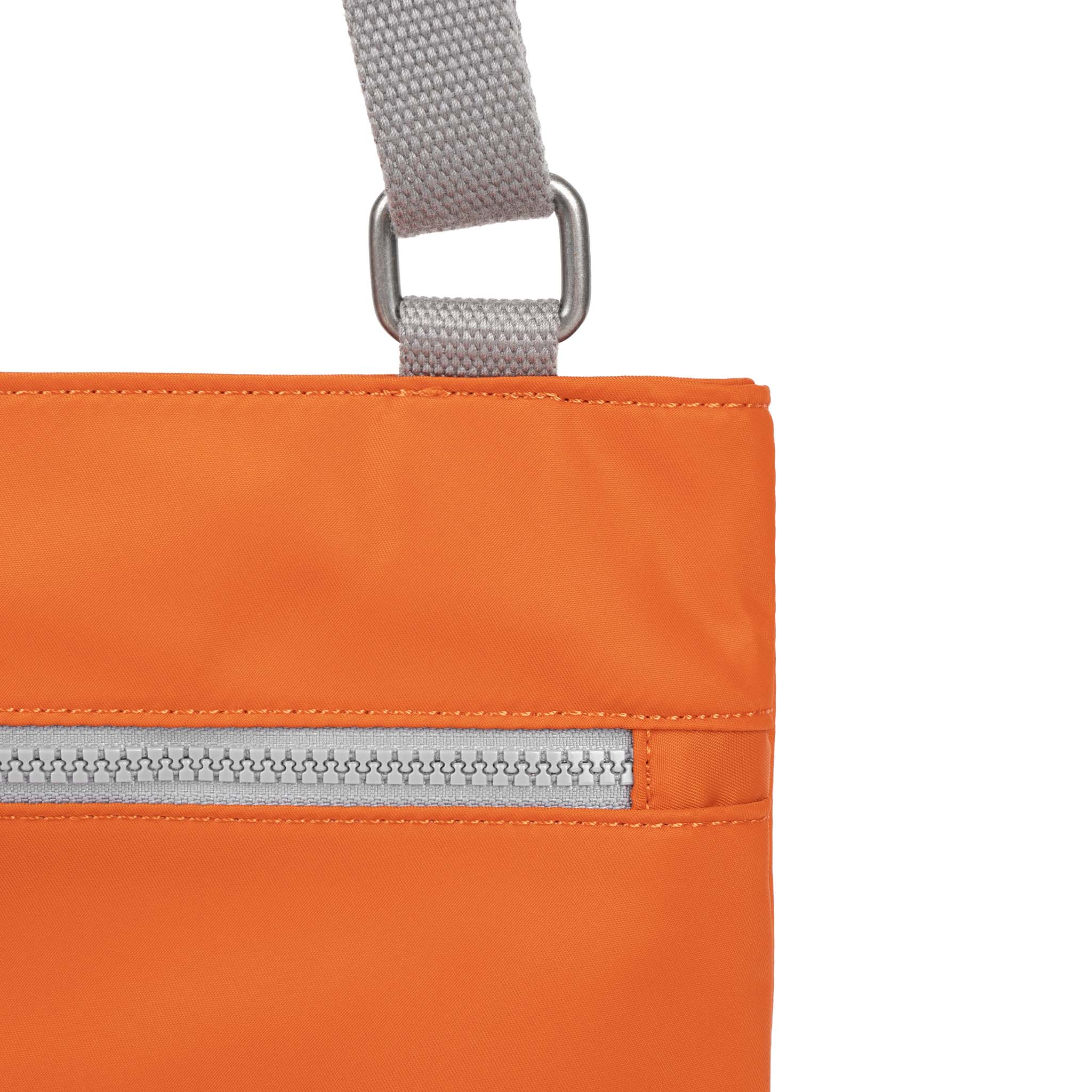 Moorgate Messenger in Burnt Orange