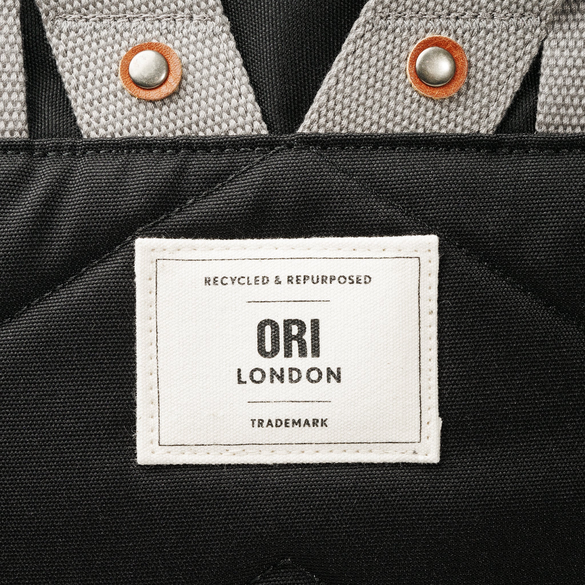 Richmond Multipocket Backpack in Ash