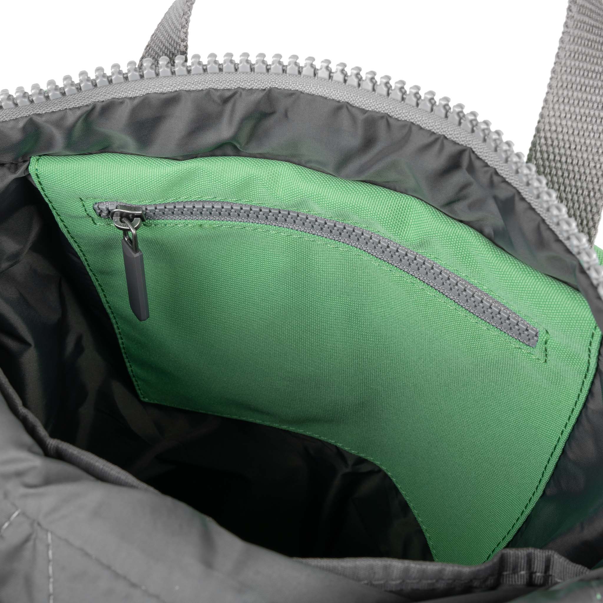 Richmond Multipocket Backpack in Peppermint