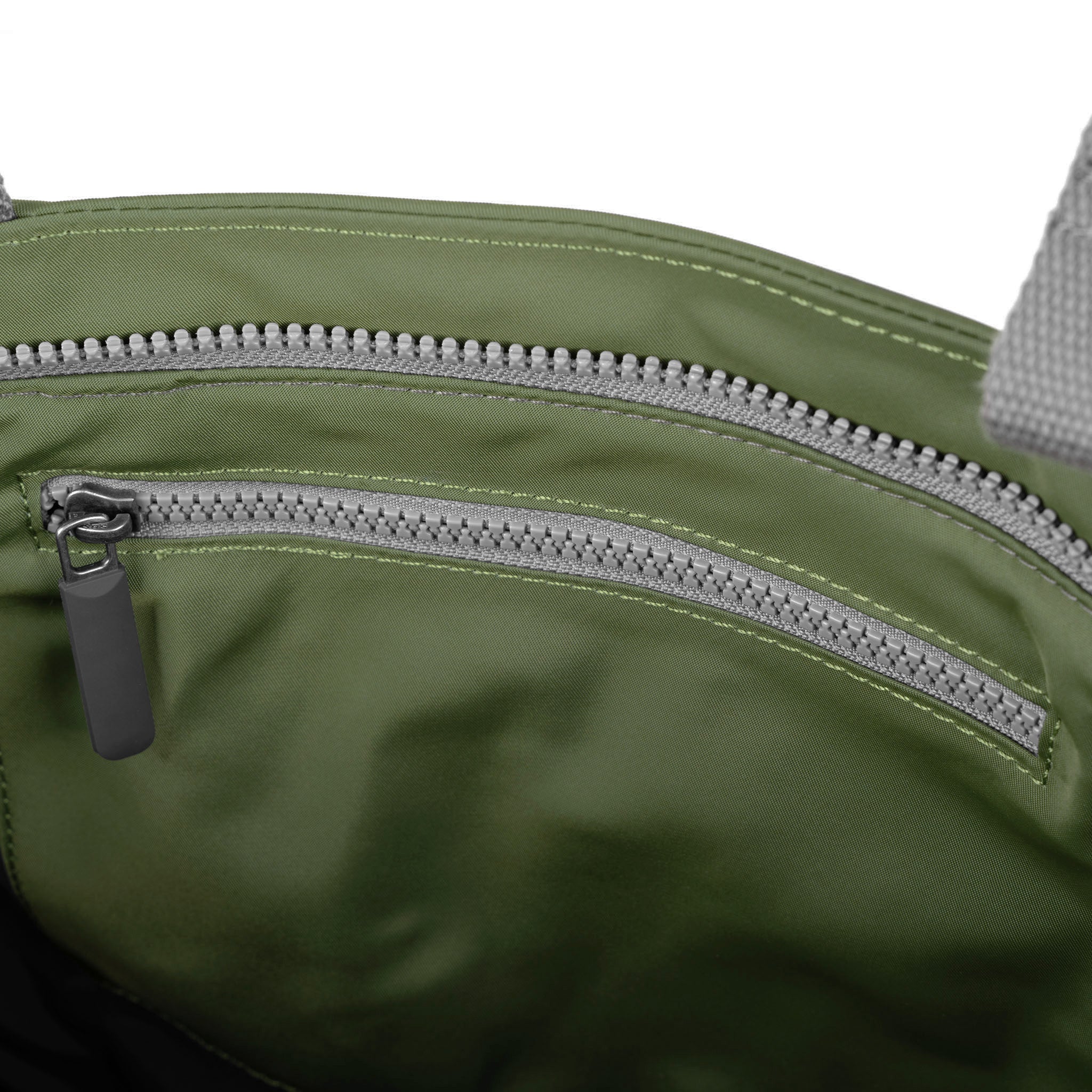 Trafalgar Tote in Avocado