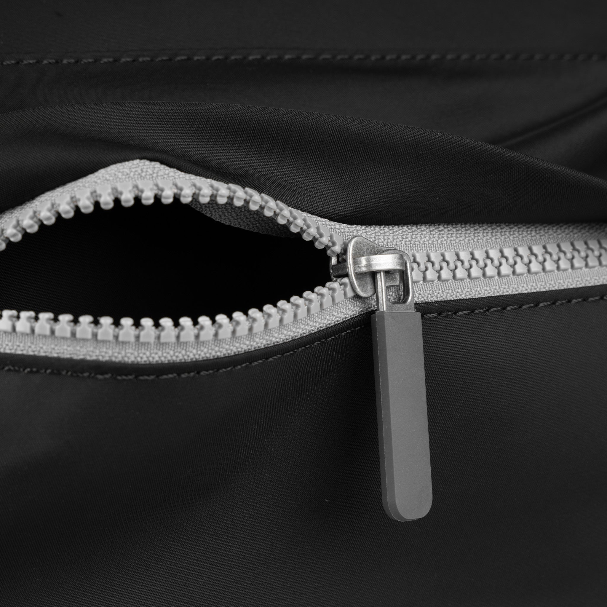 Trafalgar Tote in Black