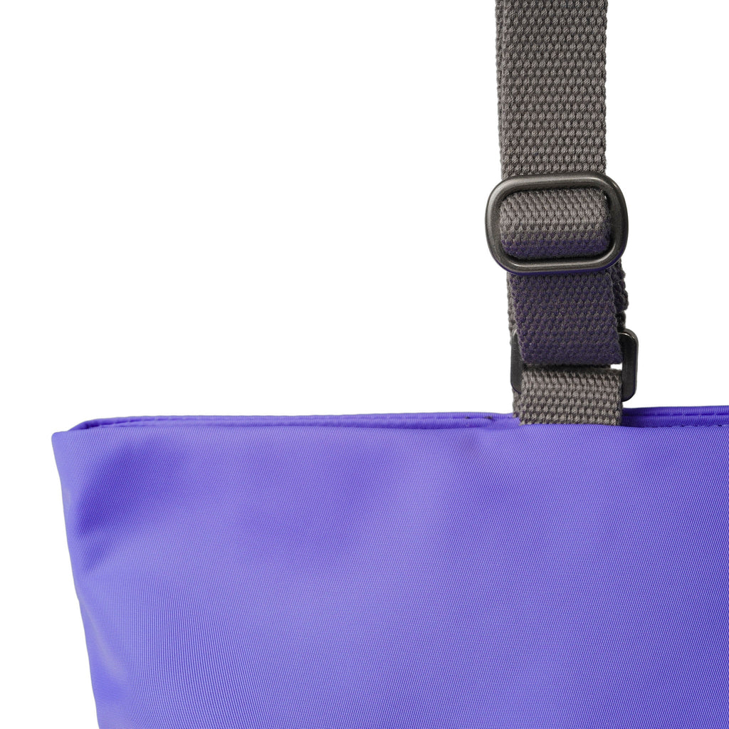 Trafalgar Tote in Simple Purple