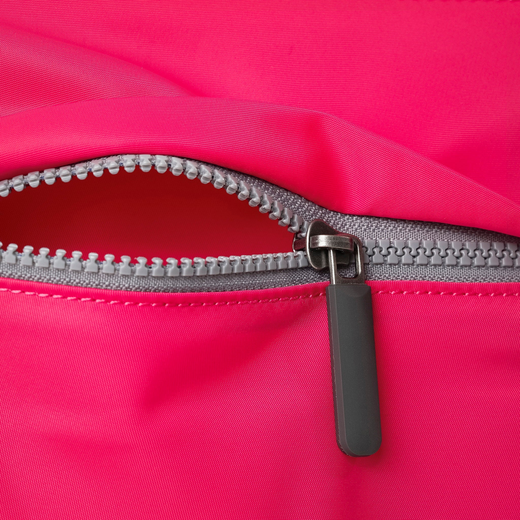 Trafalgar Tote in Sparkling Cosmo