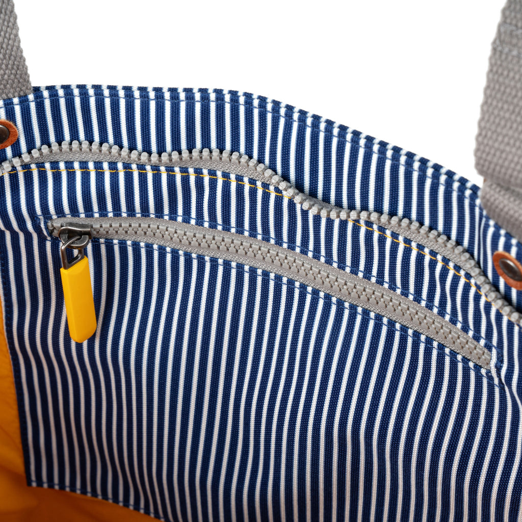Trafalgar Tote in Hickory