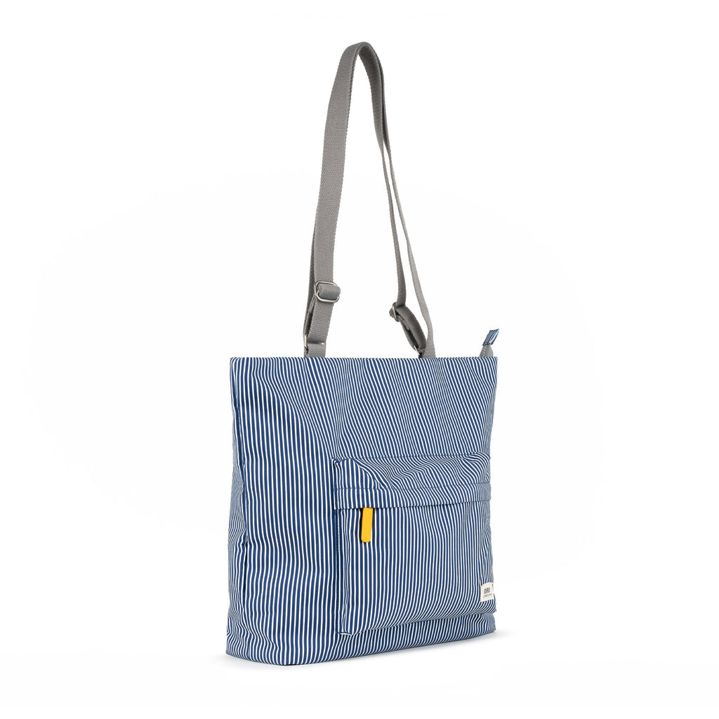 Trafalgar Tote in Hickory