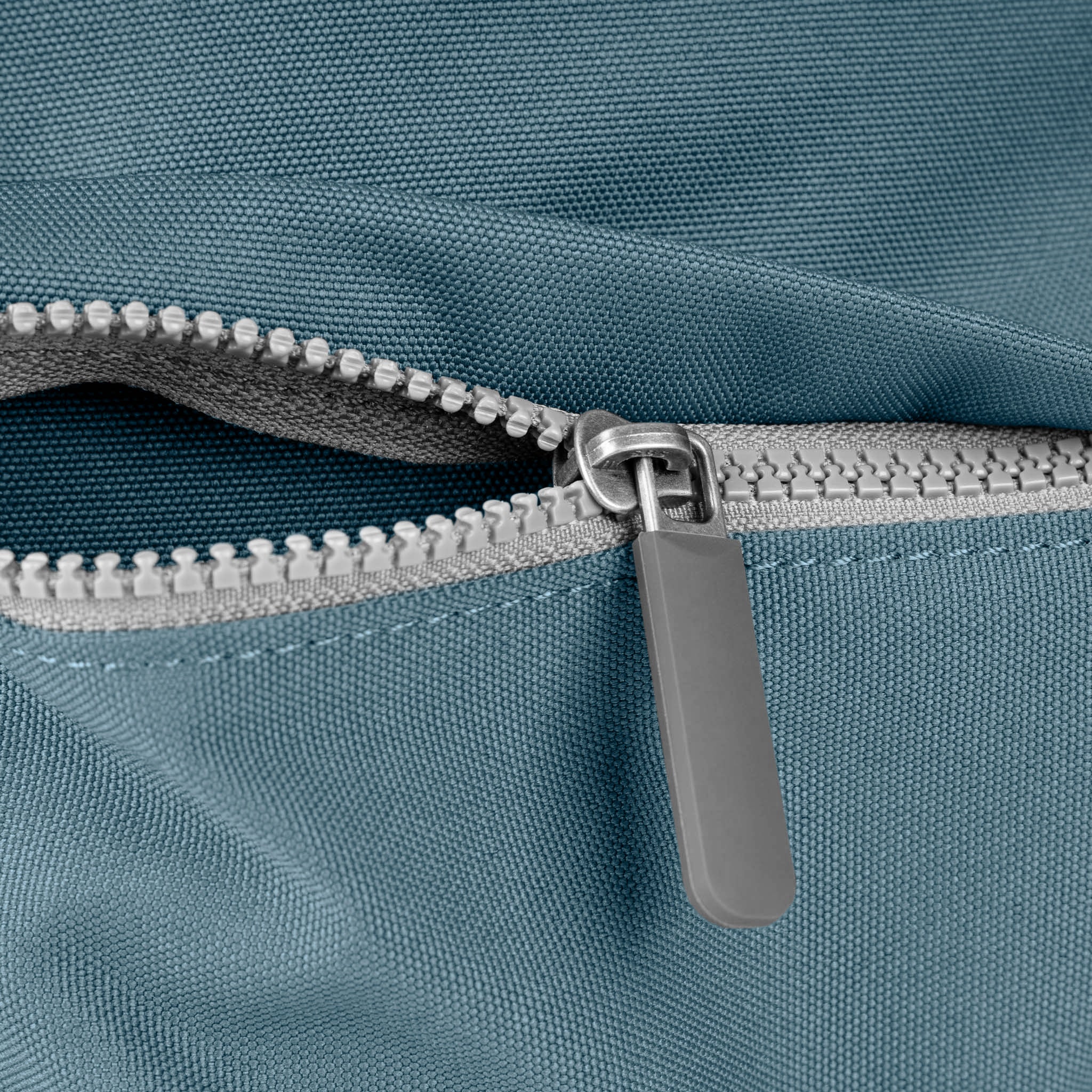 Trafalgar Tote in Airforce