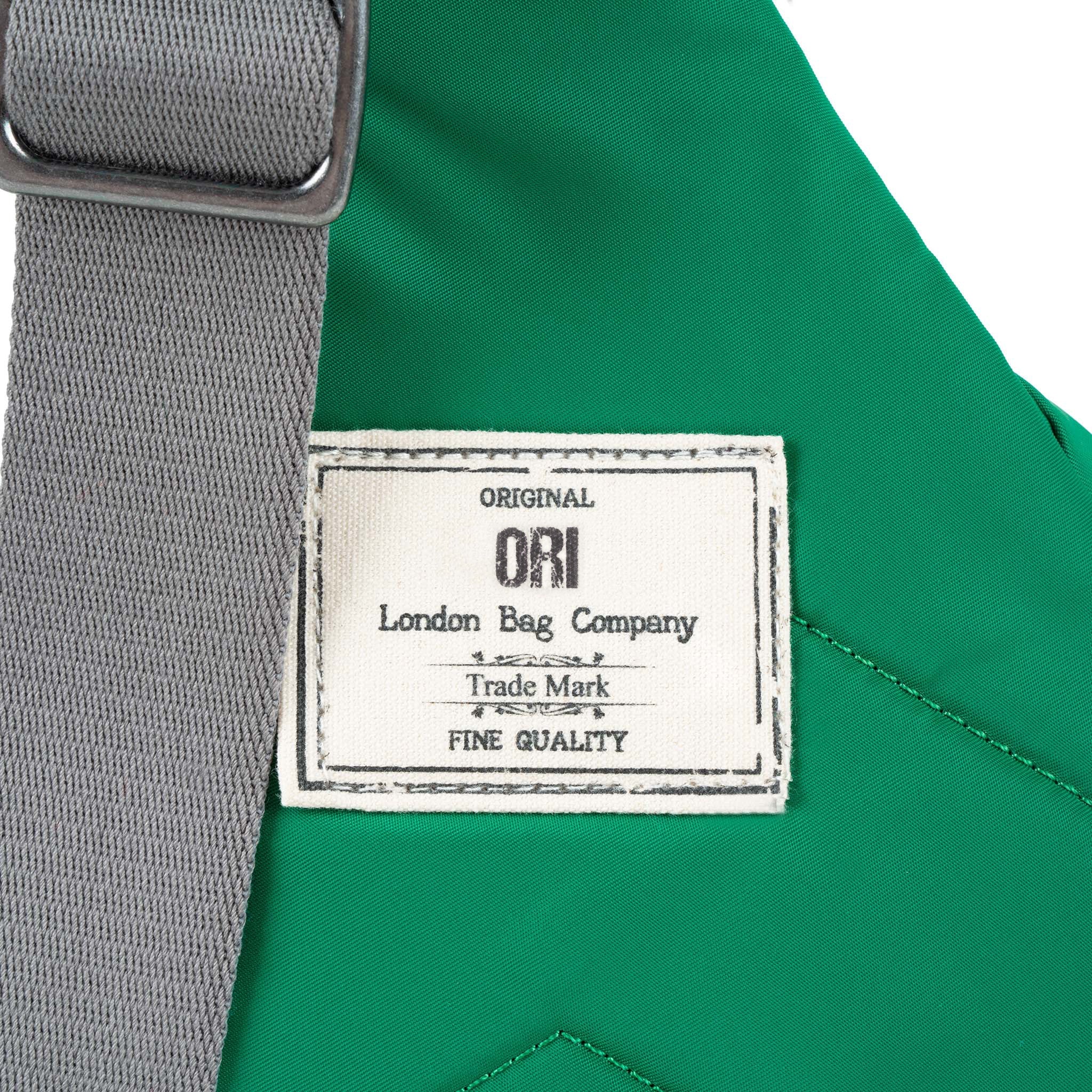 Willesden Sling Bag in Emerald