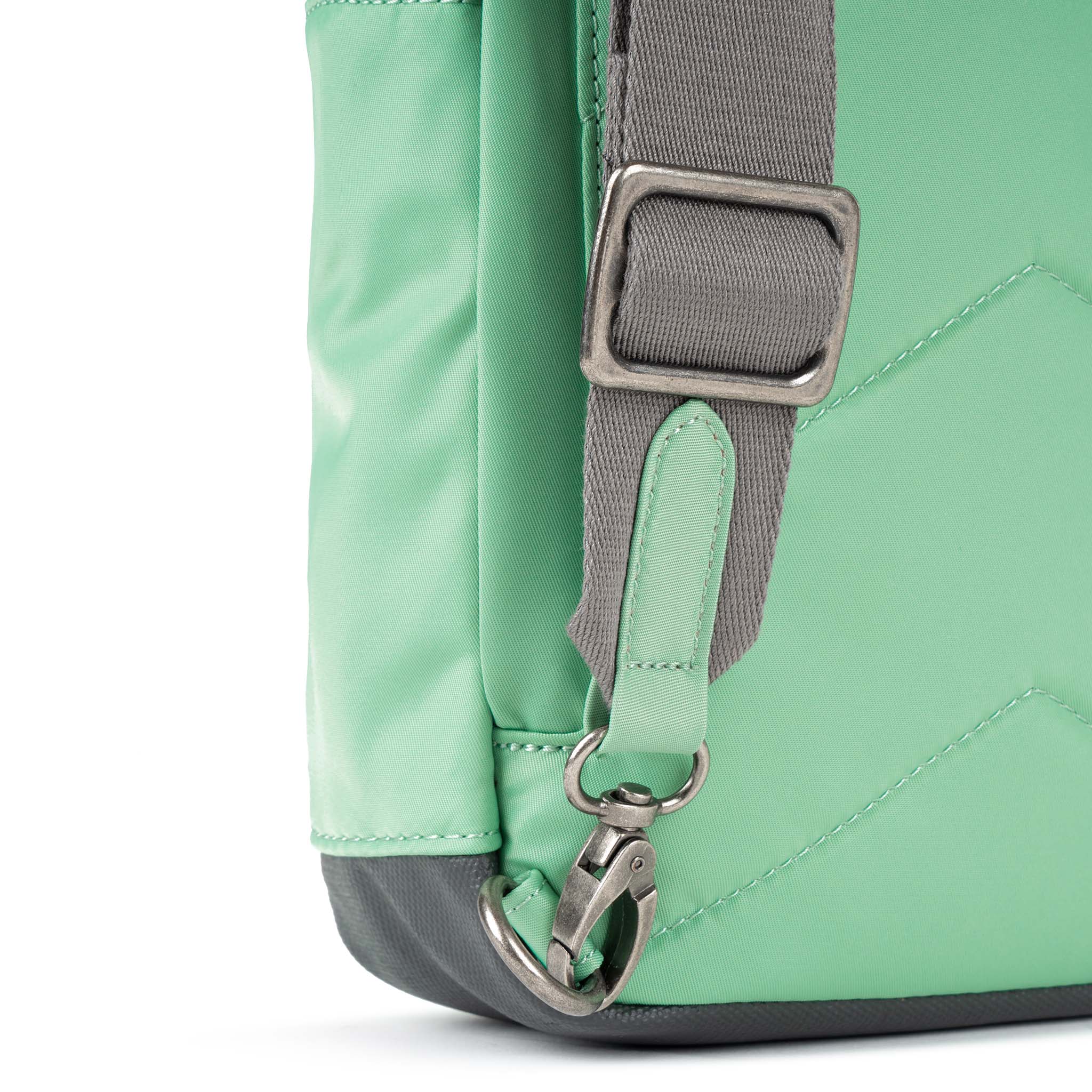 Willesden Sling Bag in Matcha