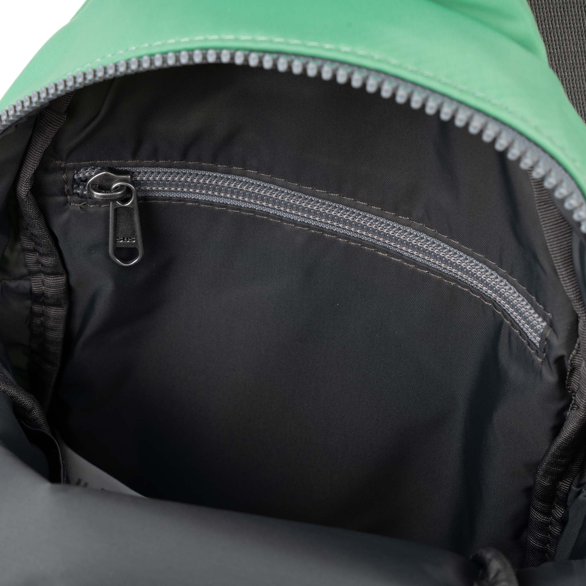 Willesden Sling Bag in Matcha