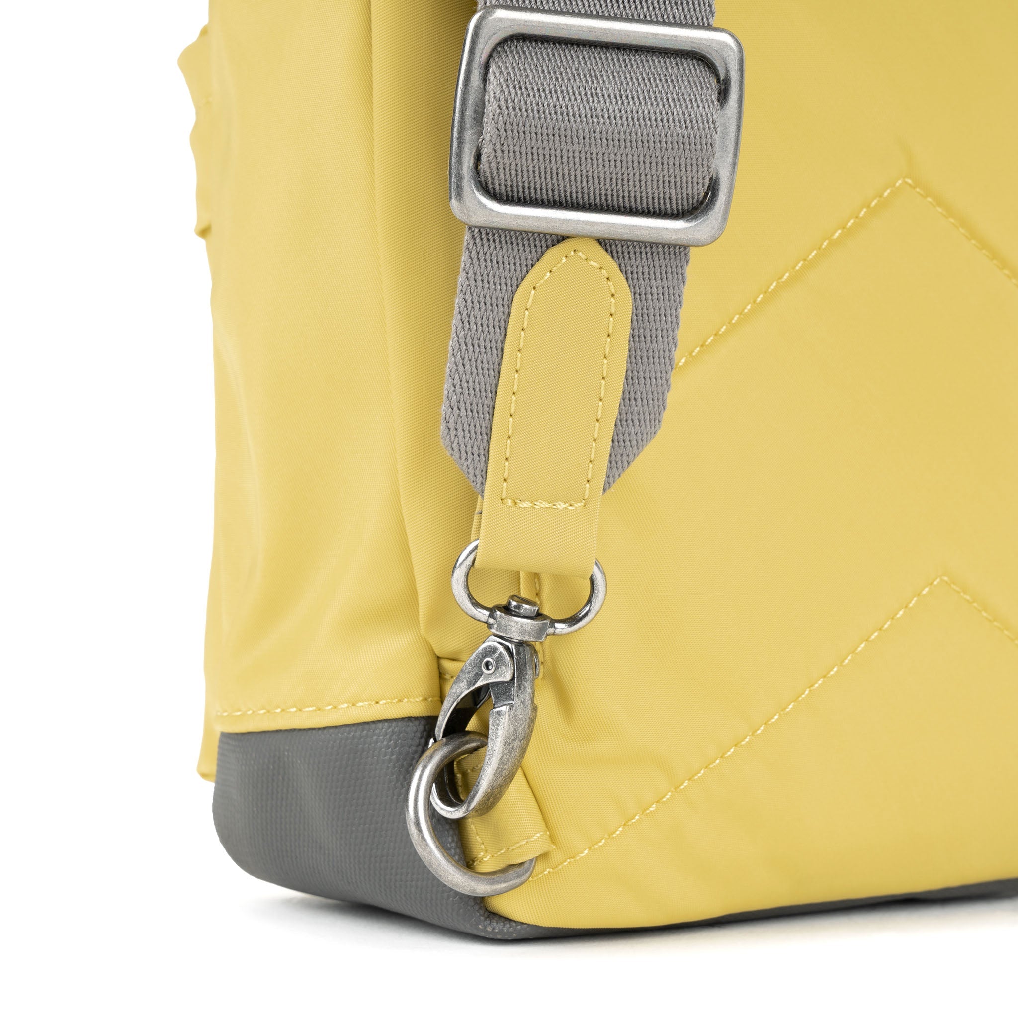 Willesden Sling Bag in Bamboo