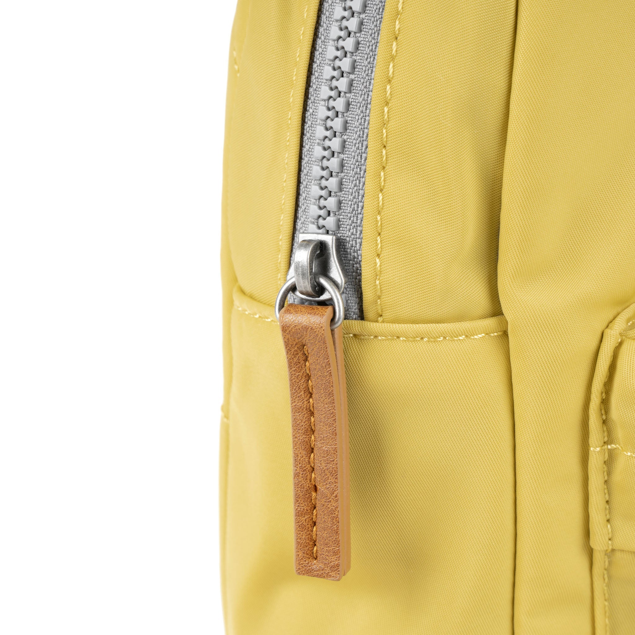 Willesden Sling Bag in Bamboo