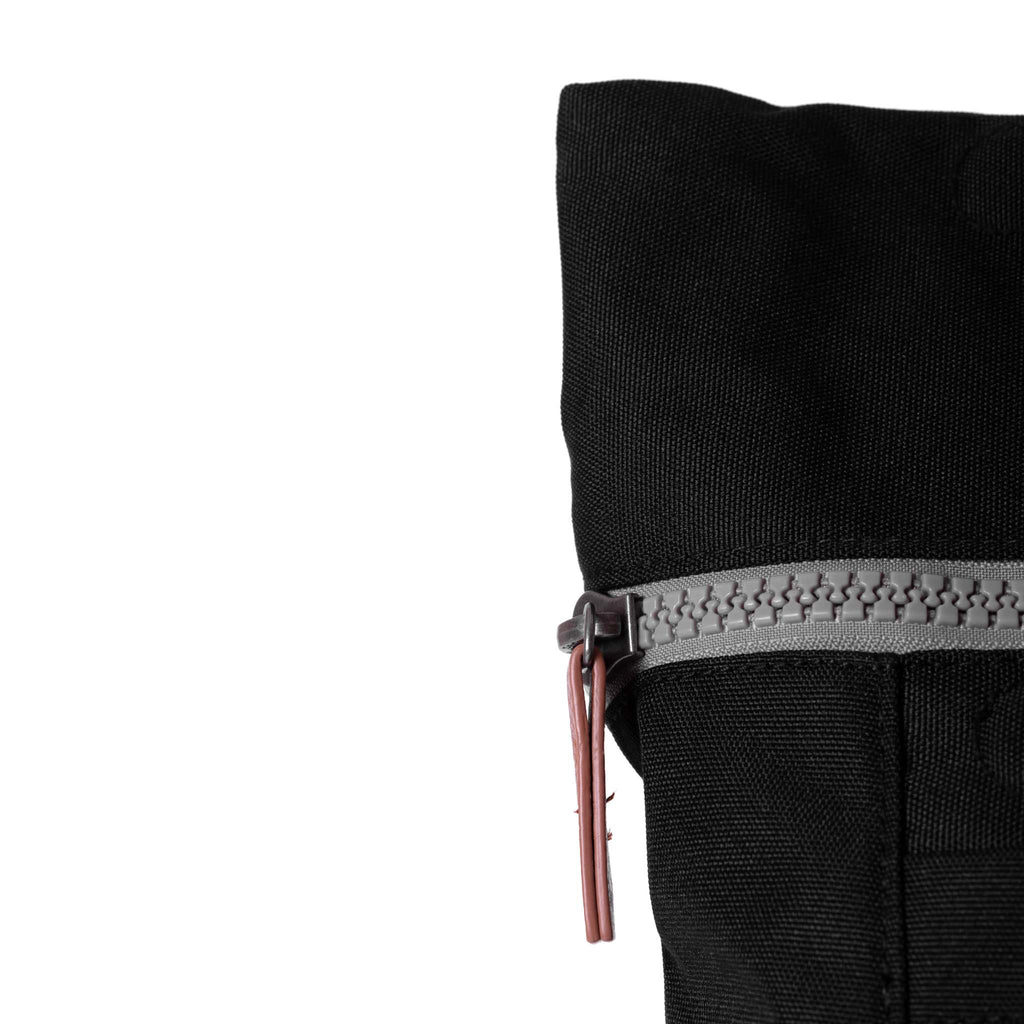 Finchley Backpack in Ash