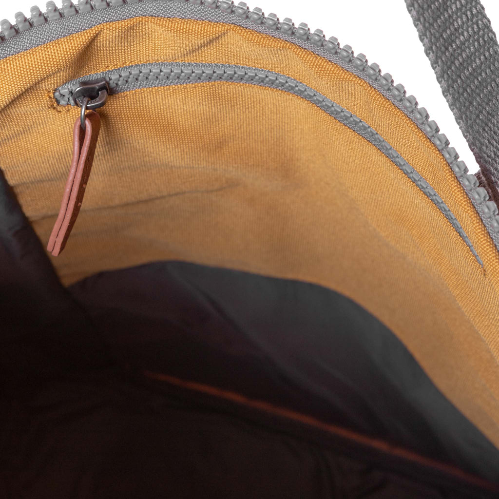 Finchley Backpack in Flax