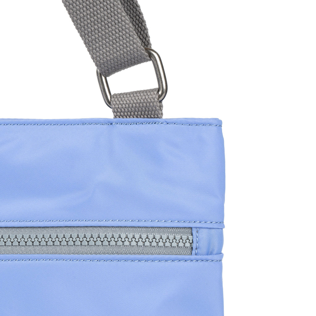 Moorgate Messenger in Jacaranda