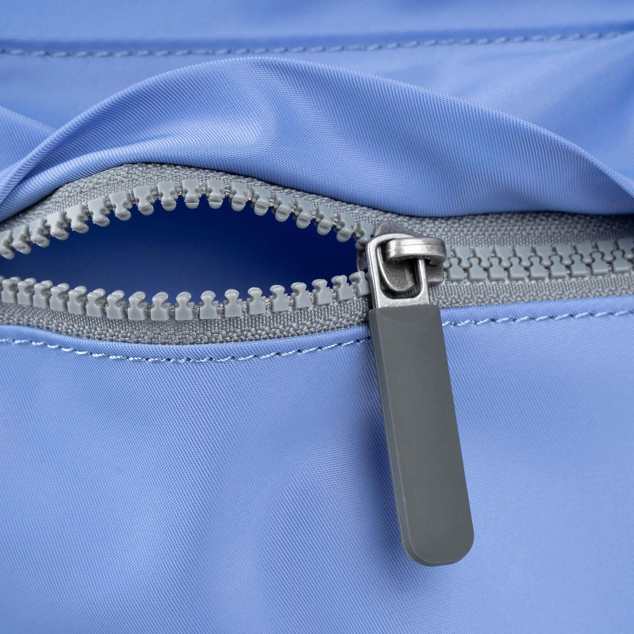 Moorgate Messenger in Jacaranda