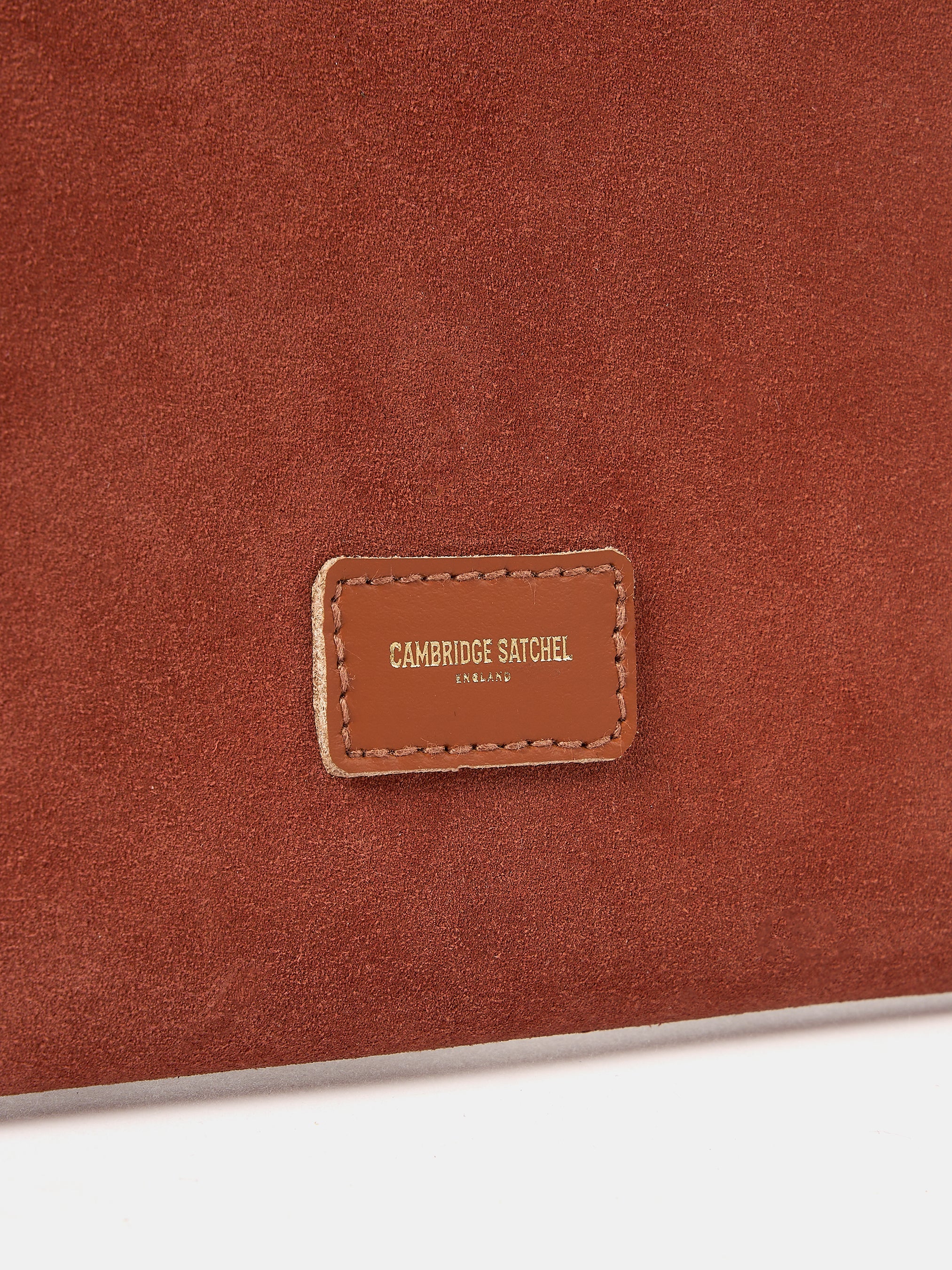 The Twist Lock Pouch - Cinnamon with Suede