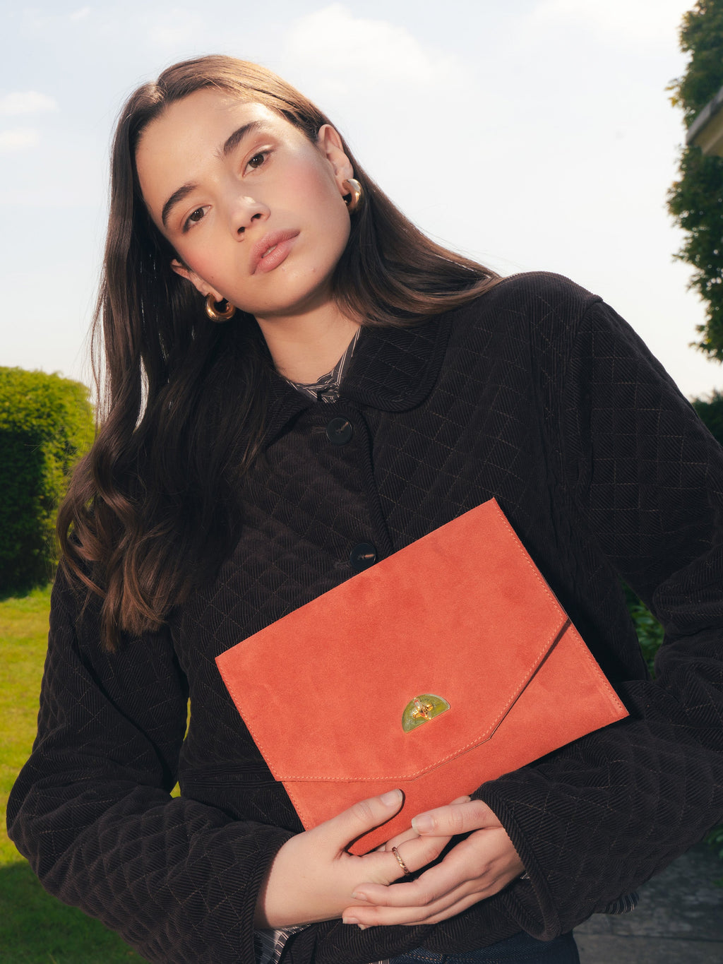 The Twist Lock Pouch - Cinnamon with Suede